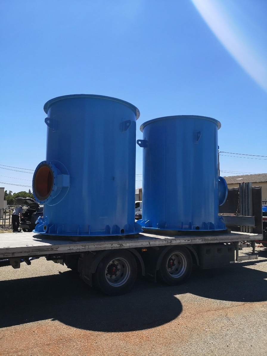 Vue des cuves 8000 litres en acier P265 GH fabriquées par SNIG – épaisseurs 10/15/20 mm